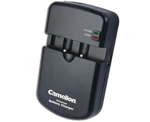 Camelion LBC-312 Universaali yleislaturi kameroille, puhelimille ja muille Ni-Mh ja litium-akuille.