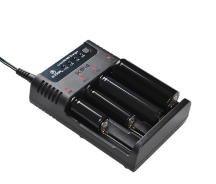 XTAR PANZER XP4 Li-ion Ni-MH akkuparistolaturi USB liitännällä