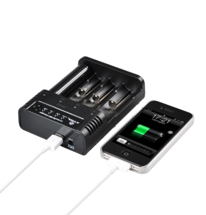 XTAR PANZER XP4 Li-ion Ni-MH akkuparistolaturi USB liitännällä