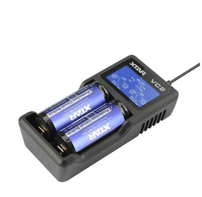 XTAR VC2 Li-ion Akkuparistolaturi USB-liitännällä & digitaalisella näytöllä