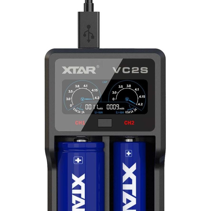 XTAR VC2S Li-ion / Ni-MH Akkuparistolaturi USB-liitännällä & digitaalisella näytöllä