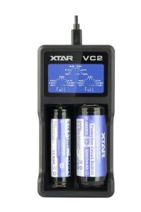 XTAR VC2 Li-ion Akkuparistolaturi USB-liitännällä & digitaalisella näytöllä